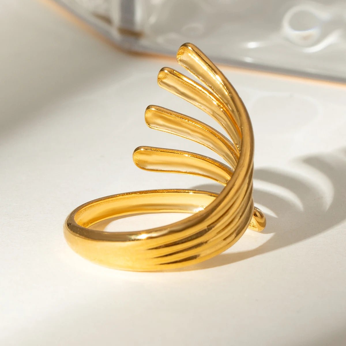 ANILLO ASTRAEA - LUZ DE LUNAS LLC