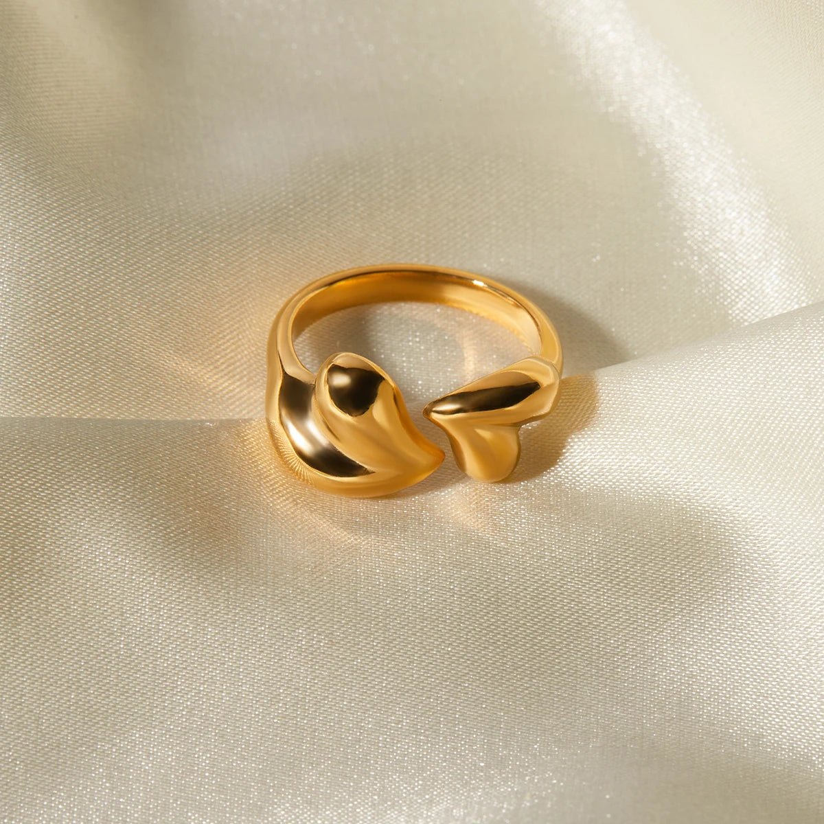 ANILLO CALITHIS - LUZ DE LUNAS LLC