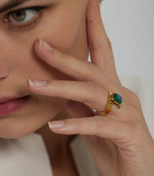 ANILLO ORANIA - LUZ DE LUNAS LLC
