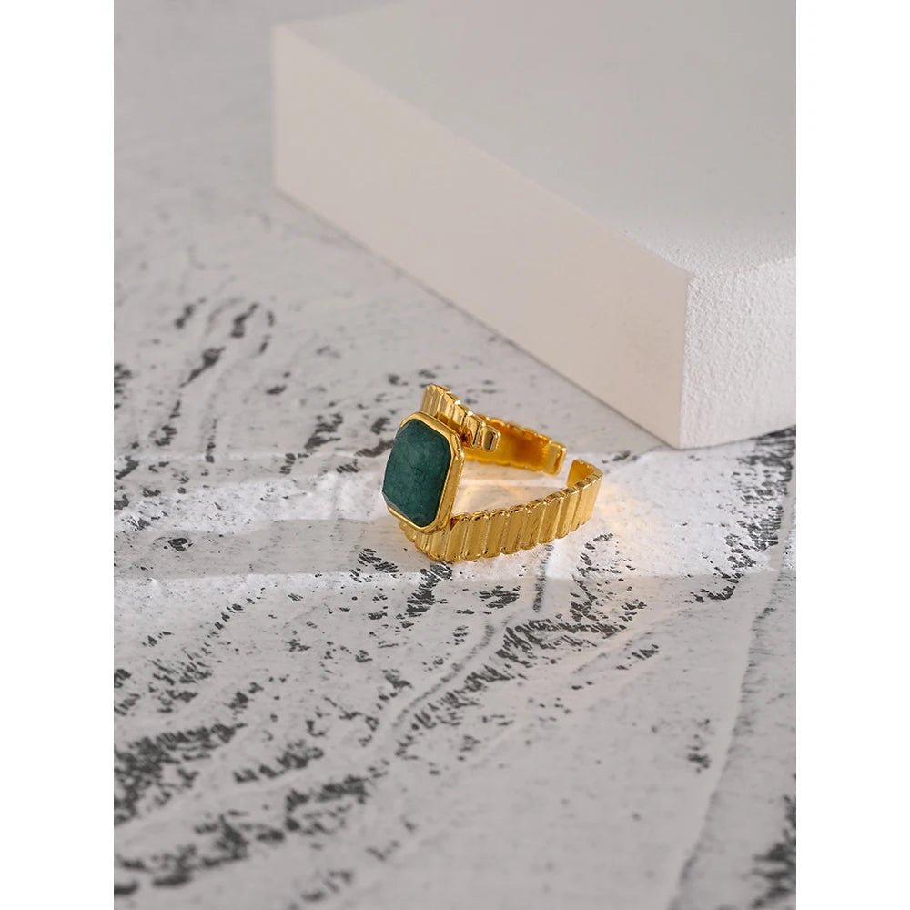 ANILLO ORANIA - LUZ DE LUNAS LLC