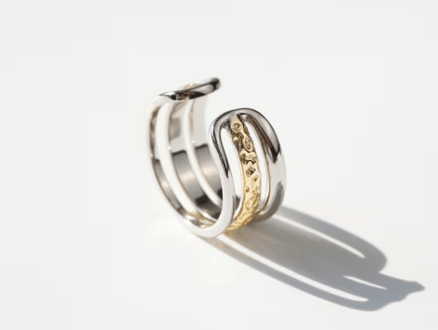 ANILLO PRANA - LUZ DE LUNAS LLC