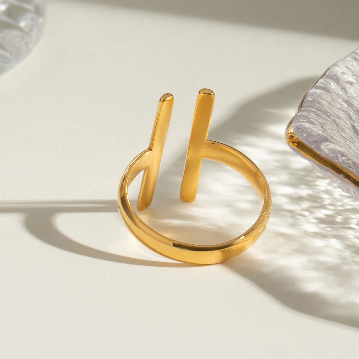 ANILLO THIA - LUZ DE LUNAS LLC