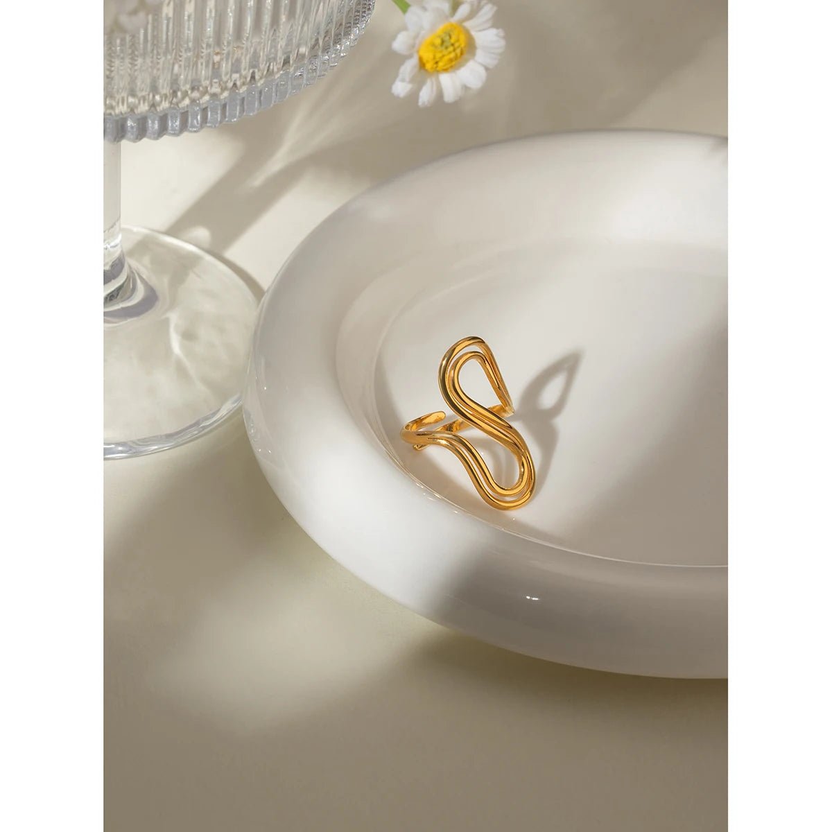 ANILLO VALY - LUZ DE LUNAS LLC