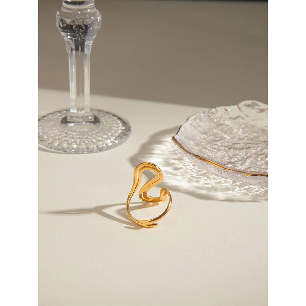 ANILLO VALY - LUZ DE LUNAS LLC