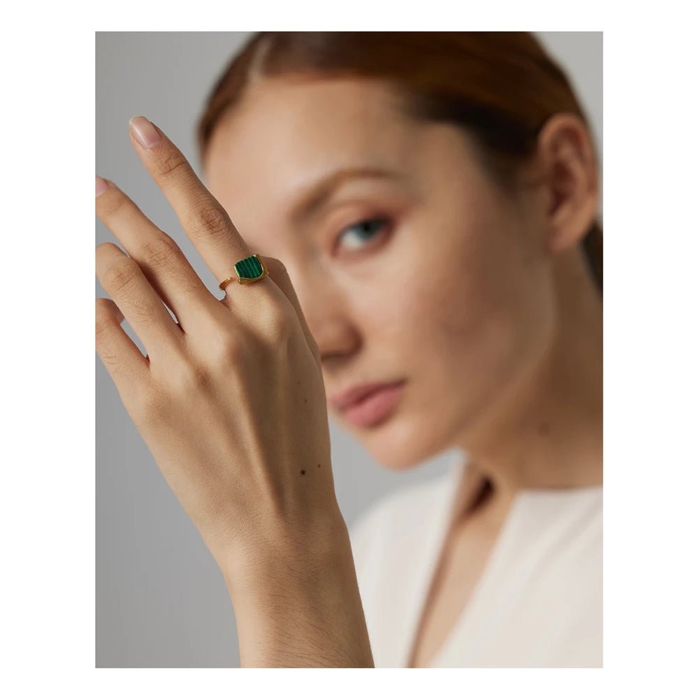 ANILLO VERALIS - LUZ DE LUNAS LLC