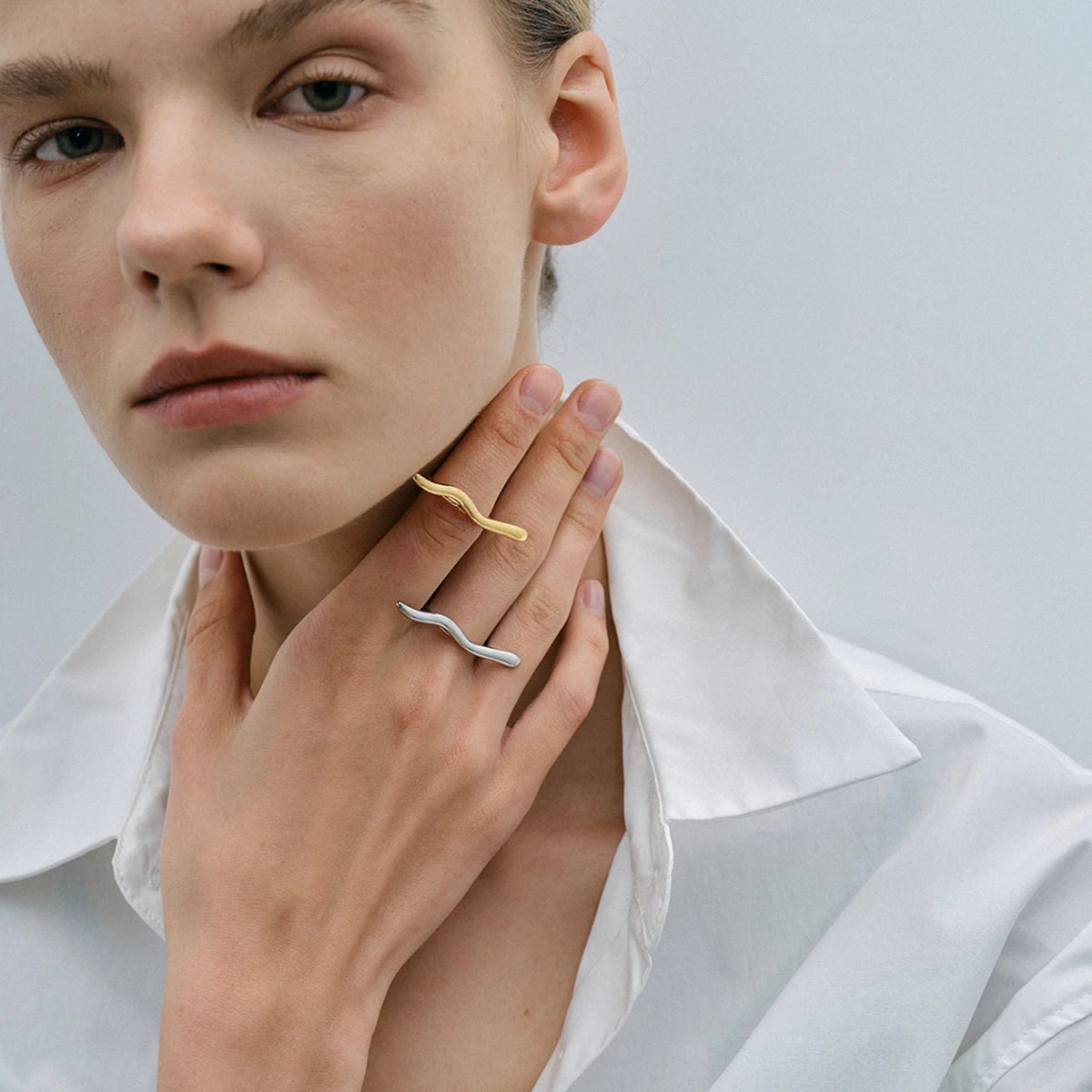 ANILLO ZALIRAE - LUZ DE LUNAS LLC