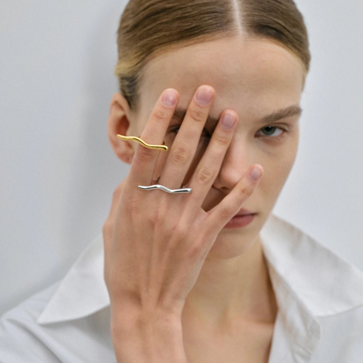 ANILLO ZALIRAE - LUZ DE LUNAS LLC