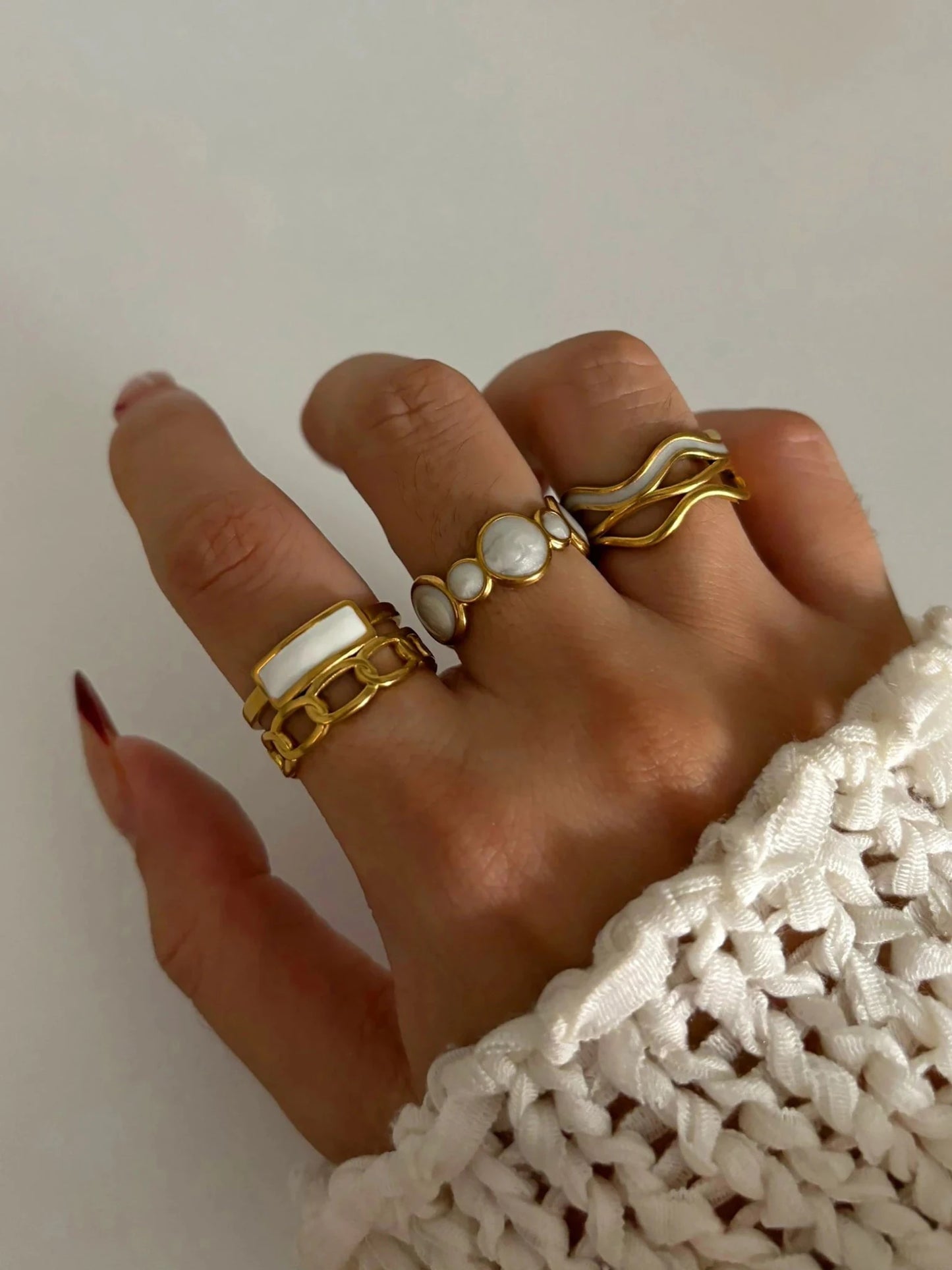 ANILLOS MYRELIA - LUZ DE LUNAS LLC