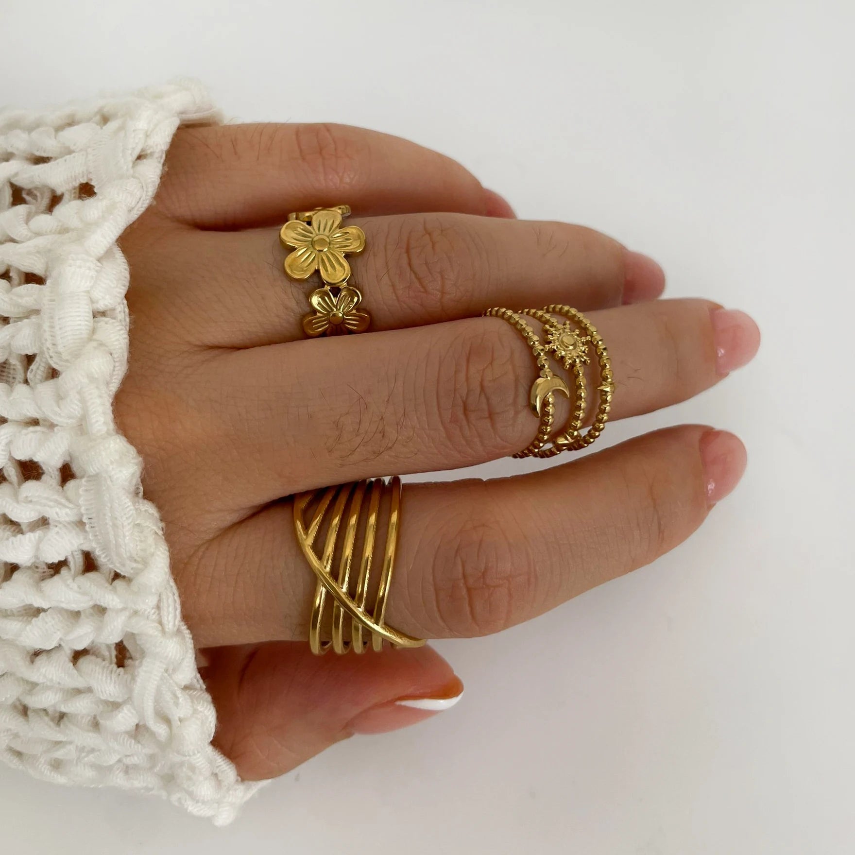 ANILLOS VARIELA - LUZ DE LUNAS LLC