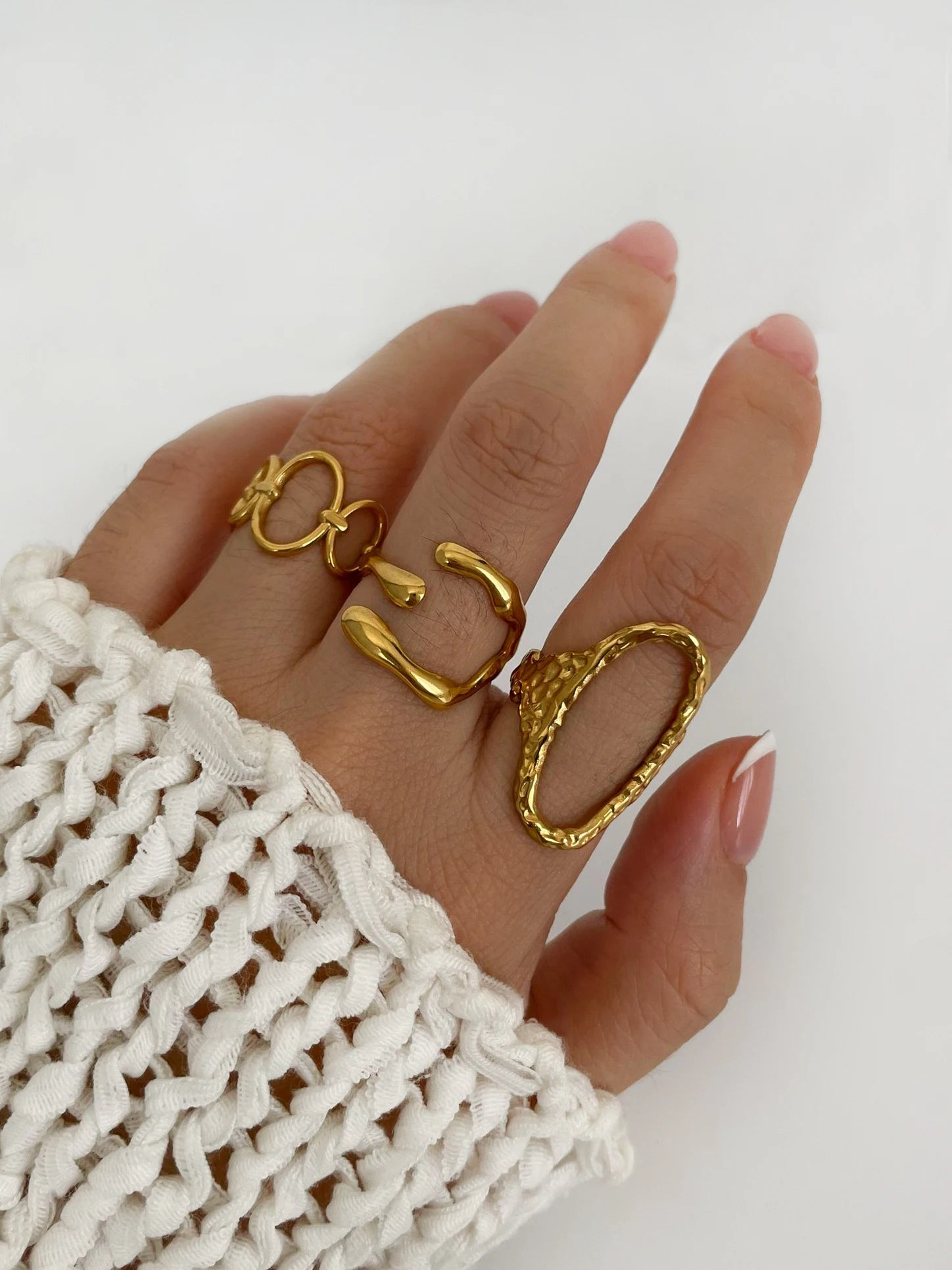 ANILLOS VARIELA - LUZ DE LUNAS LLC