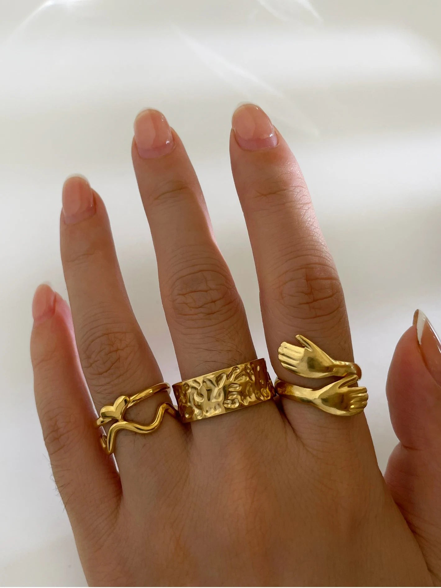 ANILLOS YLLIRIA - LUZ DE LUNAS LLC