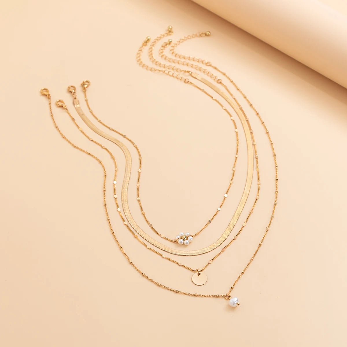 COLLAR AERONAE - LUZ DE LUNAS LLC