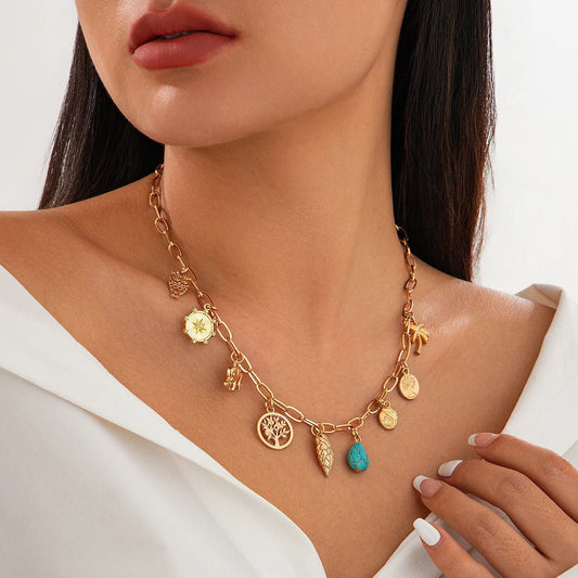 COLLAR ALIRA - LUZ DE LUNAS LLC