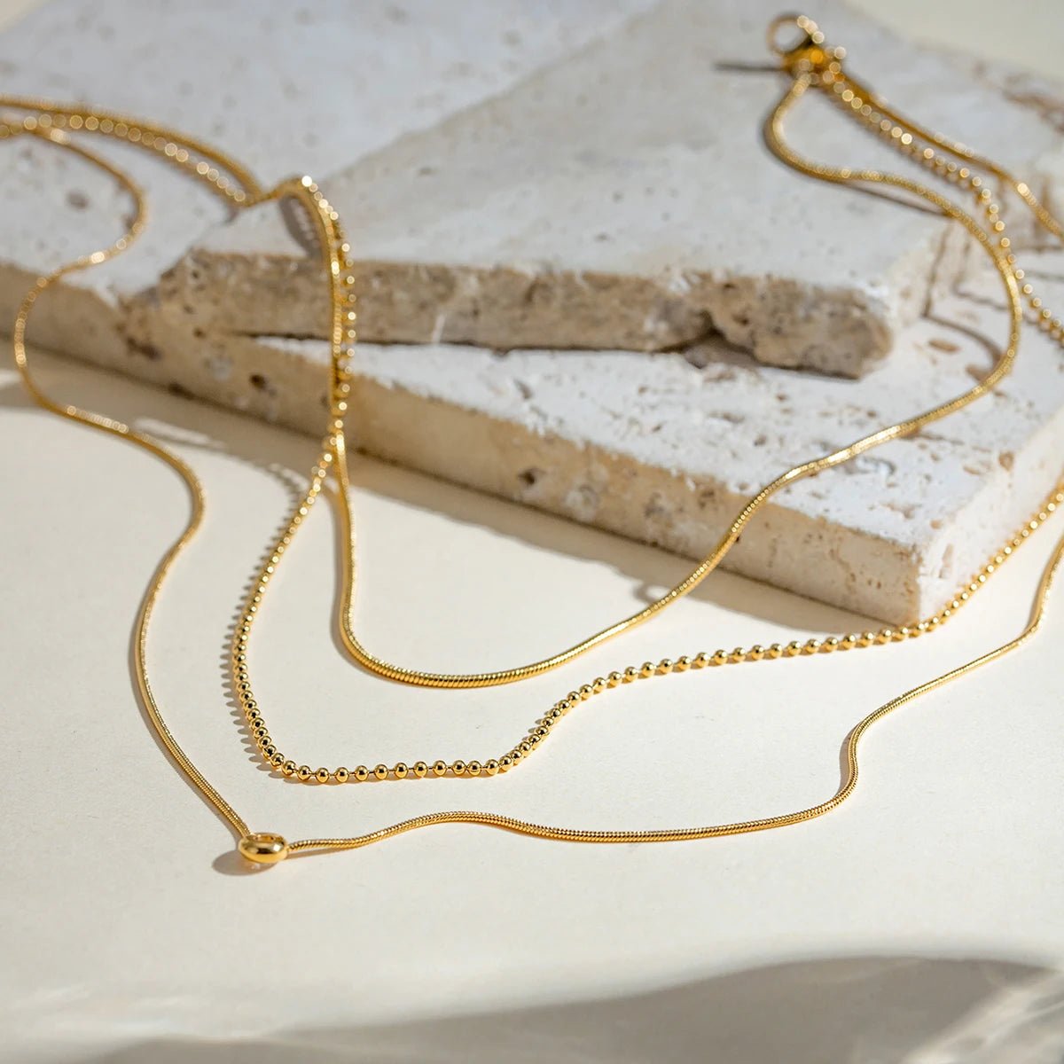 COLLAR ALYSSE - LUZ DE LUNAS LLC