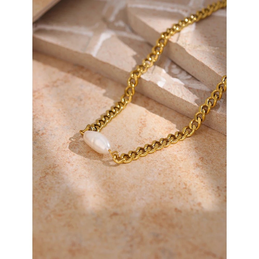 COLLAR CALYNNE - LUZ DE LUNAS LLC