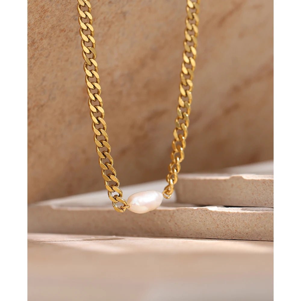 COLLAR CALYNNE - LUZ DE LUNAS LLC