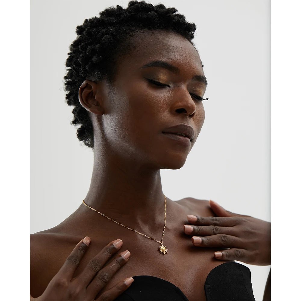 COLLAR CETHRA - LUZ DE LUNAS LLC