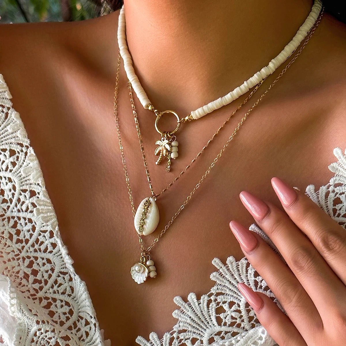 COLLAR FELIRA - LUZ DE LUNAS LLC