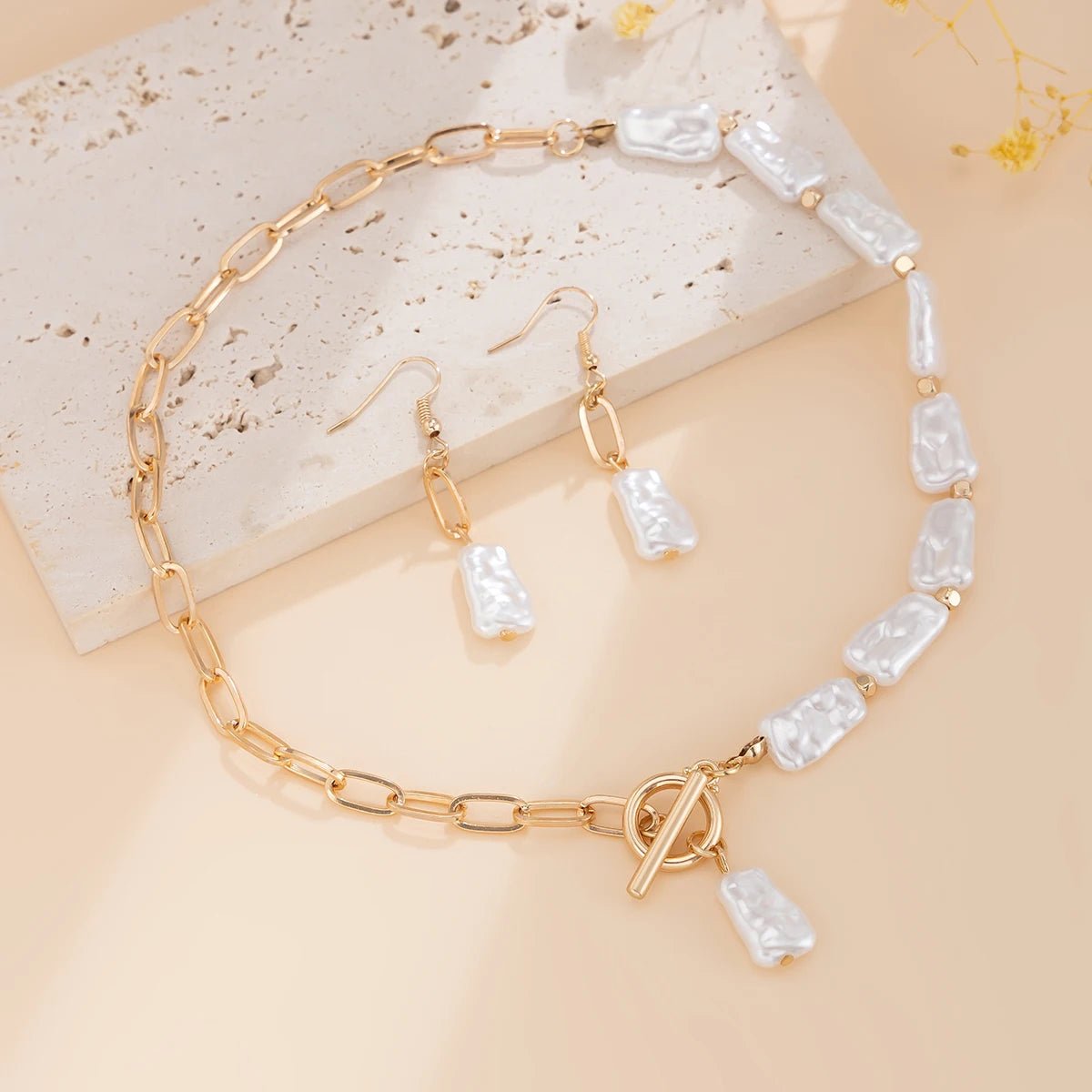 COLLAR MAELIS - LUZ DE LUNAS LLC