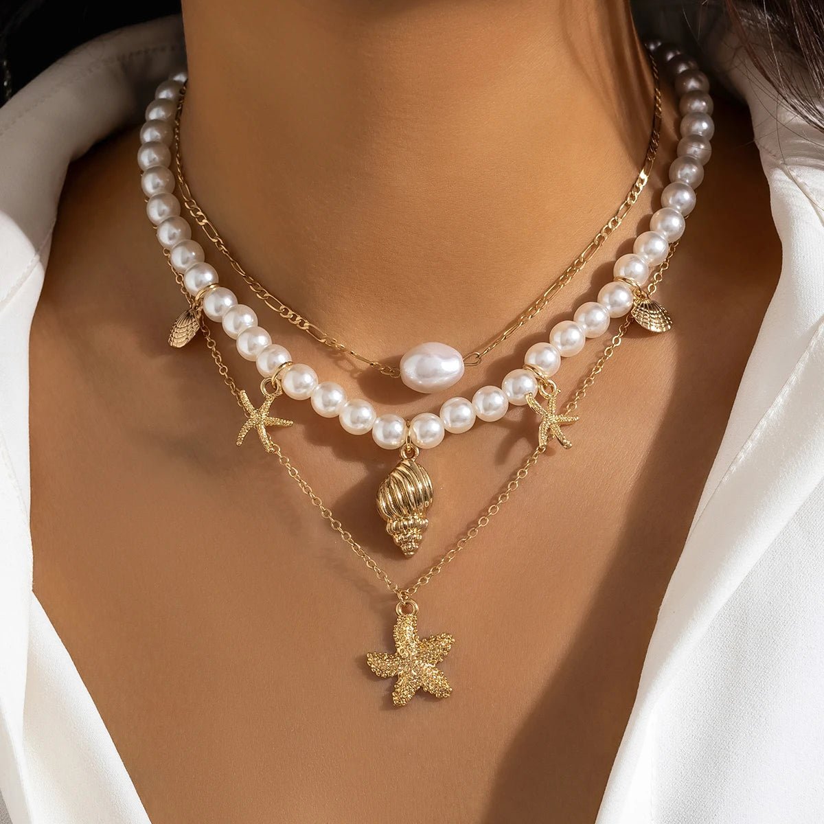 COLLAR MARINA - LUZ DE LUNAS LLC