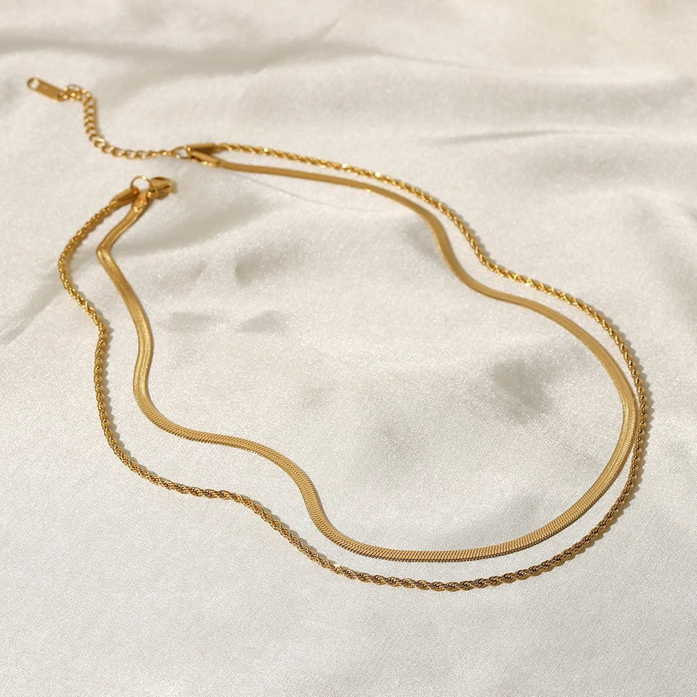 COLLAR MARITHIA - LUZ DE LUNAS LLC