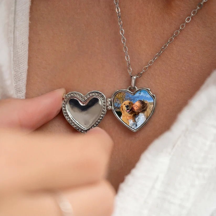 Collar Medallón con Foto - LUZ DE LUNAS LLC