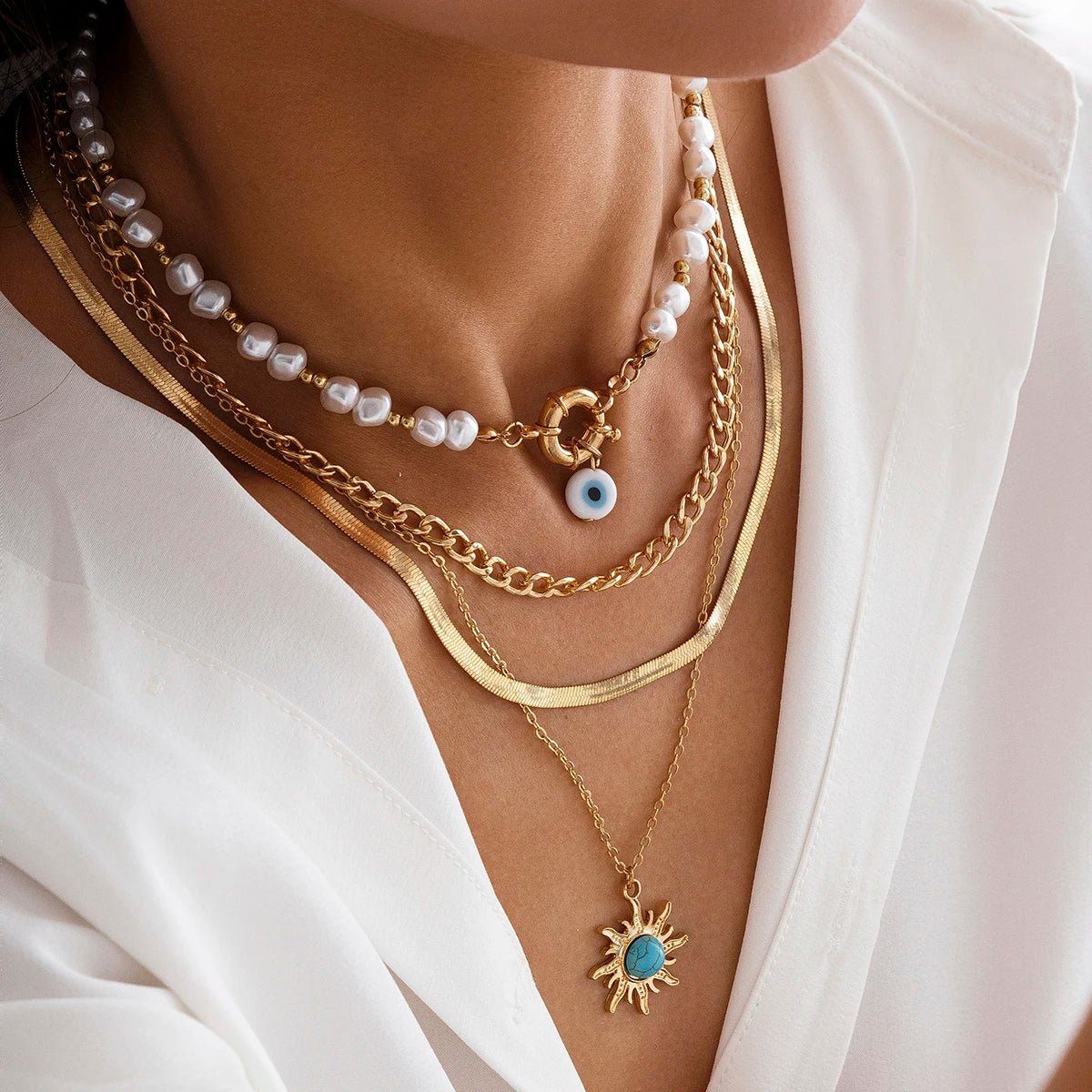 COLLAR MIRALA - LUZ DE LUNAS LLC