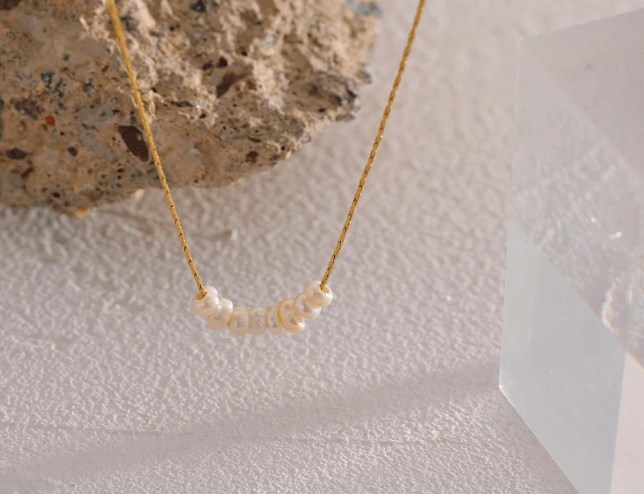 COLLAR MYRA - LUZ DE LUNAS LLC