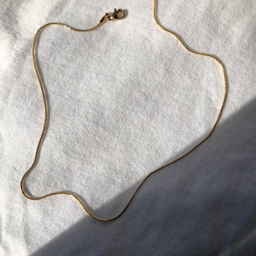 COLLAR RHEYA - LUZ DE LUNAS LLC