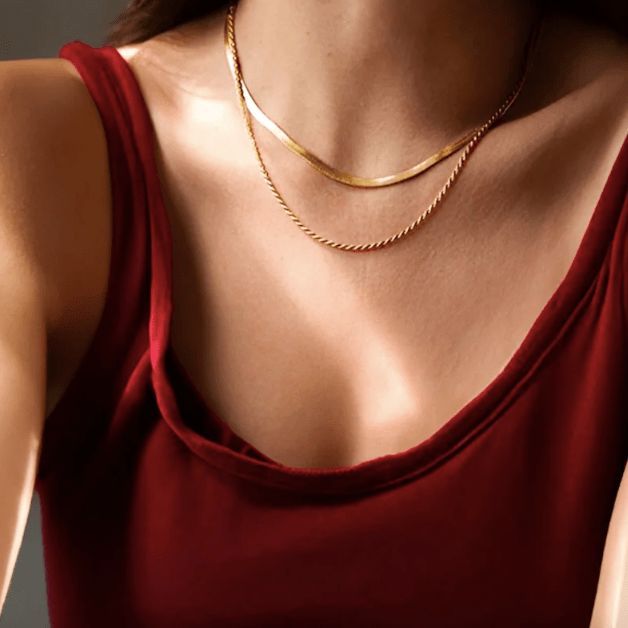 COLLAR SATYA - LUZ DE LUNAS LLC