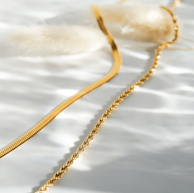 COLLAR SATYA - LUZ DE LUNAS LLC