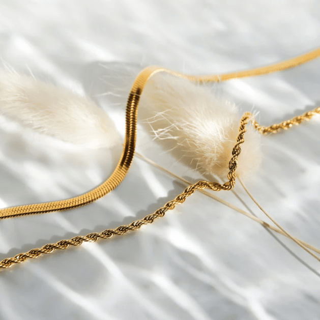 COLLAR SATYA - LUZ DE LUNAS LLC