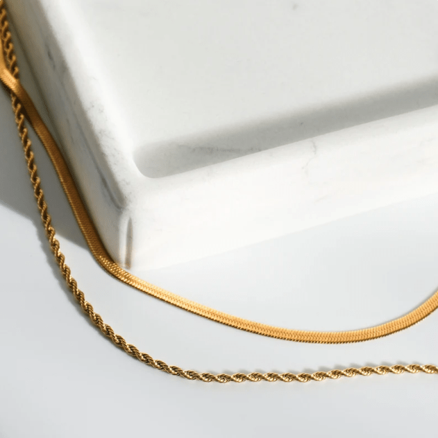 COLLAR SATYA - LUZ DE LUNAS LLC