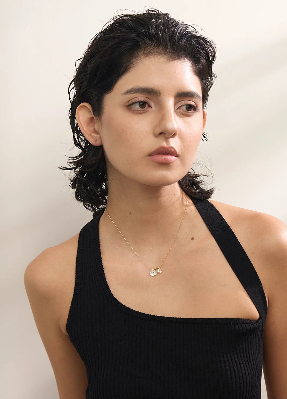 COLLAR VELITHRA - LUZ DE LUNAS LLC