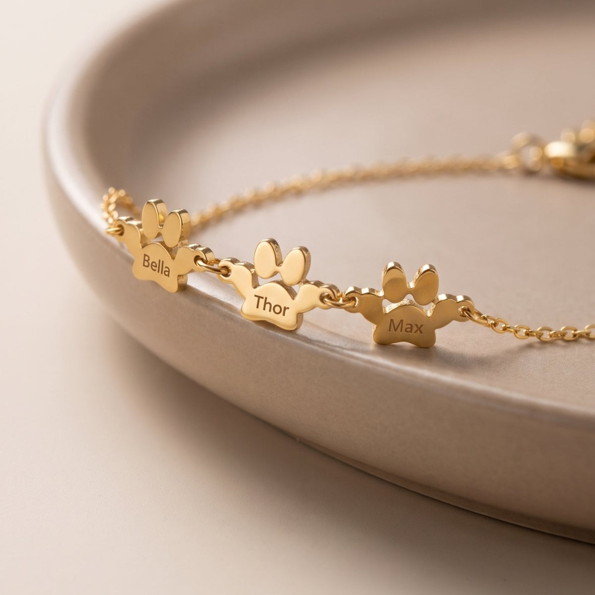 PULSERA PELUDITO