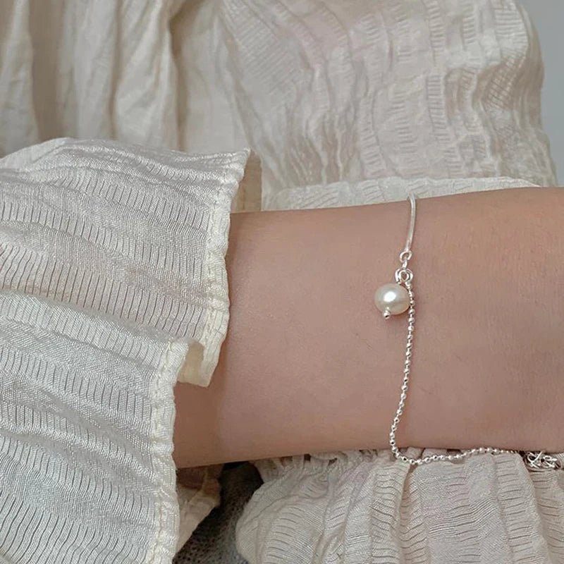 PULSERA AASHI - LUZ DE LUNAS LLC